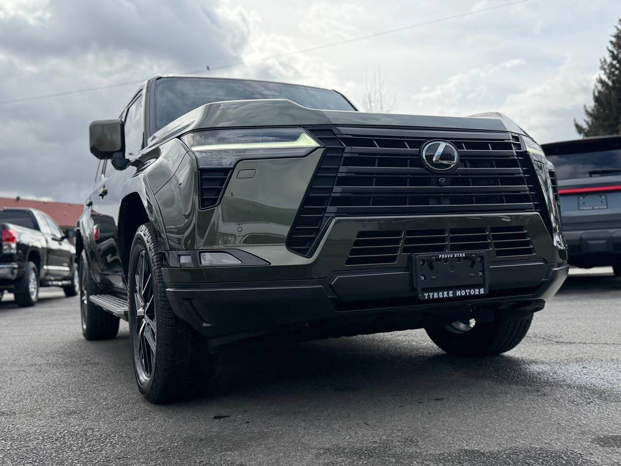 Used 2025 Lexus GX 550 w/ Accessory Package (31) image 21