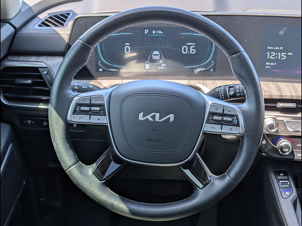 Used 2024 Kia Telluride EX AWD/4WD image 17