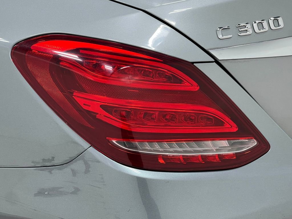 Used 2015 Mercedes-Benz C 300 4MATIC Sedan image 35