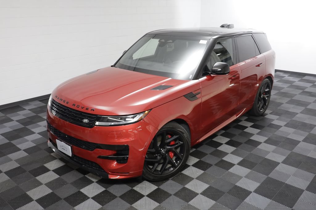 Certified 2025 Land Rover Range Rover Sport Dynamic SE AWD/4WD image 2