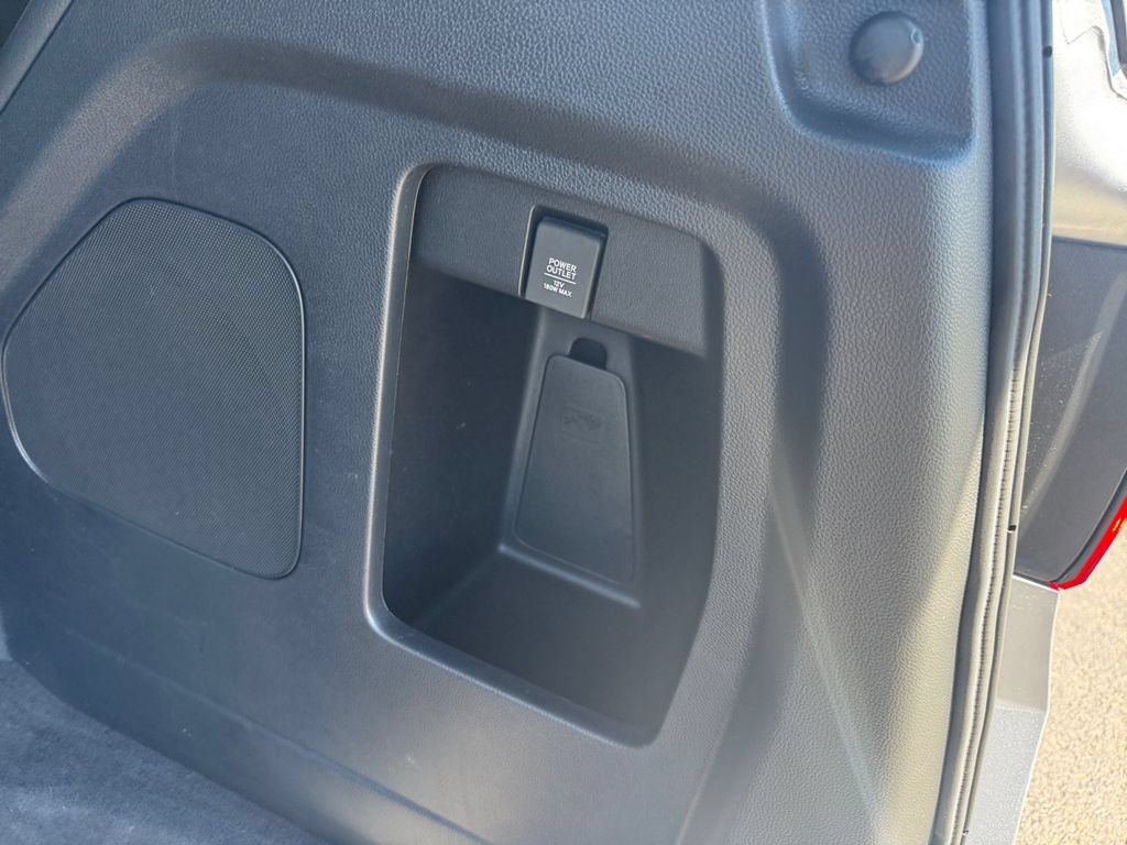 Used 2025 Honda Odyssey Touring image 17