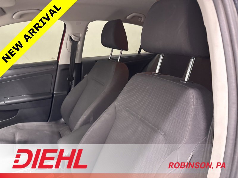 Used 2015 Volkswagen Jetta S image 16