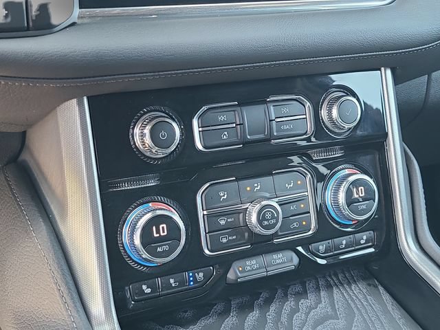 Used 2023 GMC Yukon Denali AWD/4WD image 33
