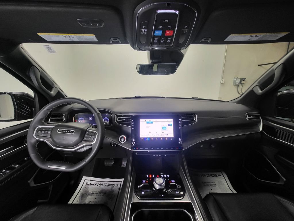 Used 2024 Jeep Wagoneer L Series III w/ Premium Group I image 13