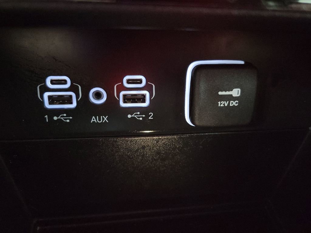 Used 2024 Jeep Grand Cherokee L Laredo AWD/4WD image 40