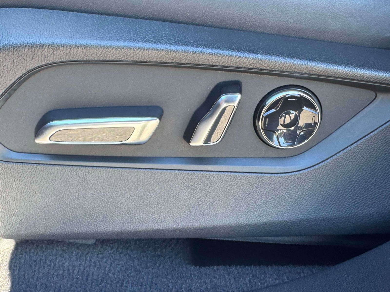 Used 2023 Acura RDX A-Spec image 16