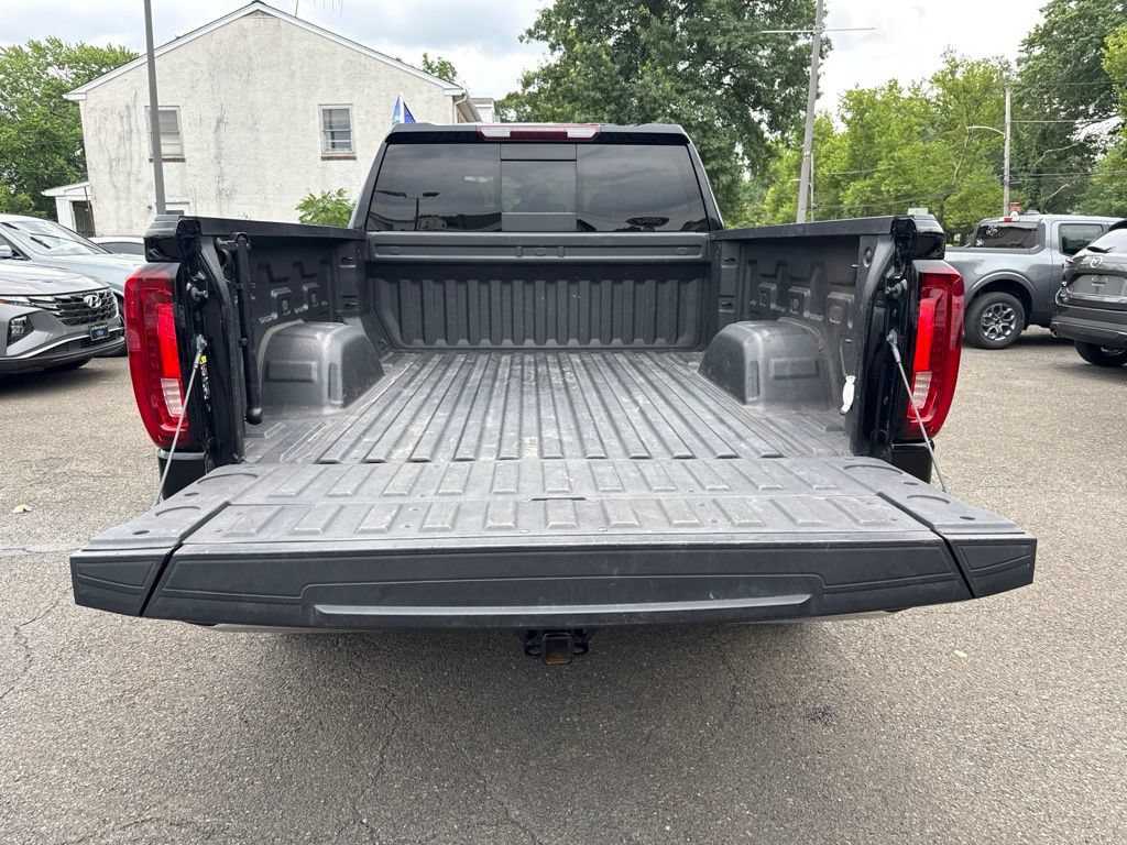 Used 2022 GMC Sierra 1500 SLT w/ SLT Convenience Package AWD/4WD image 12