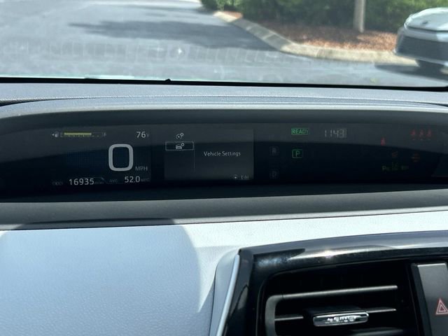 Used 2020 Toyota Prius LE FWD image 26