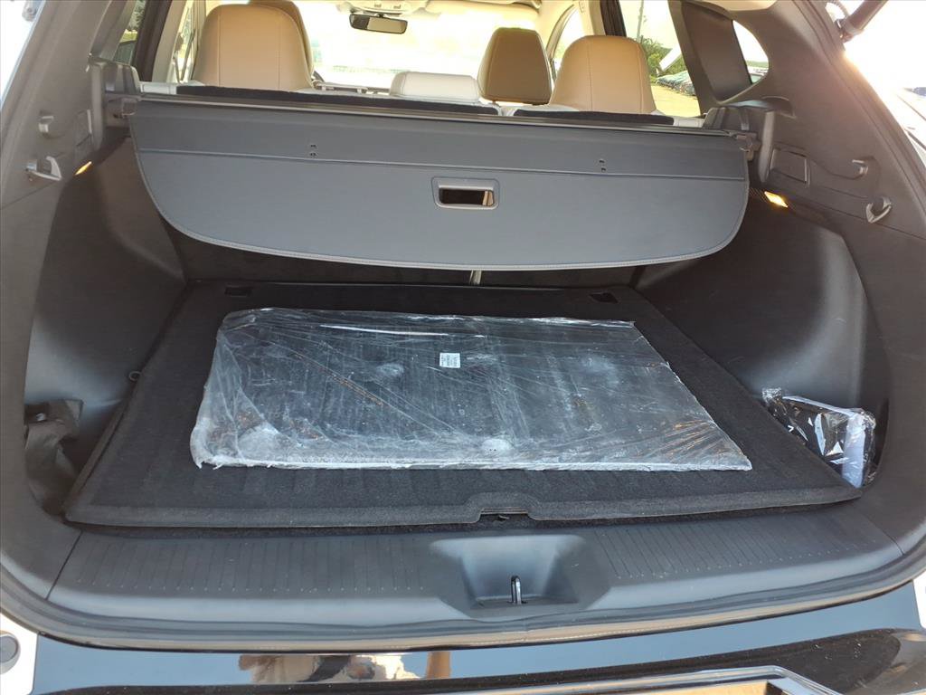 Certified 2025 Nissan Murano Platinum w/ Cargo Package AWD/4WD image 21