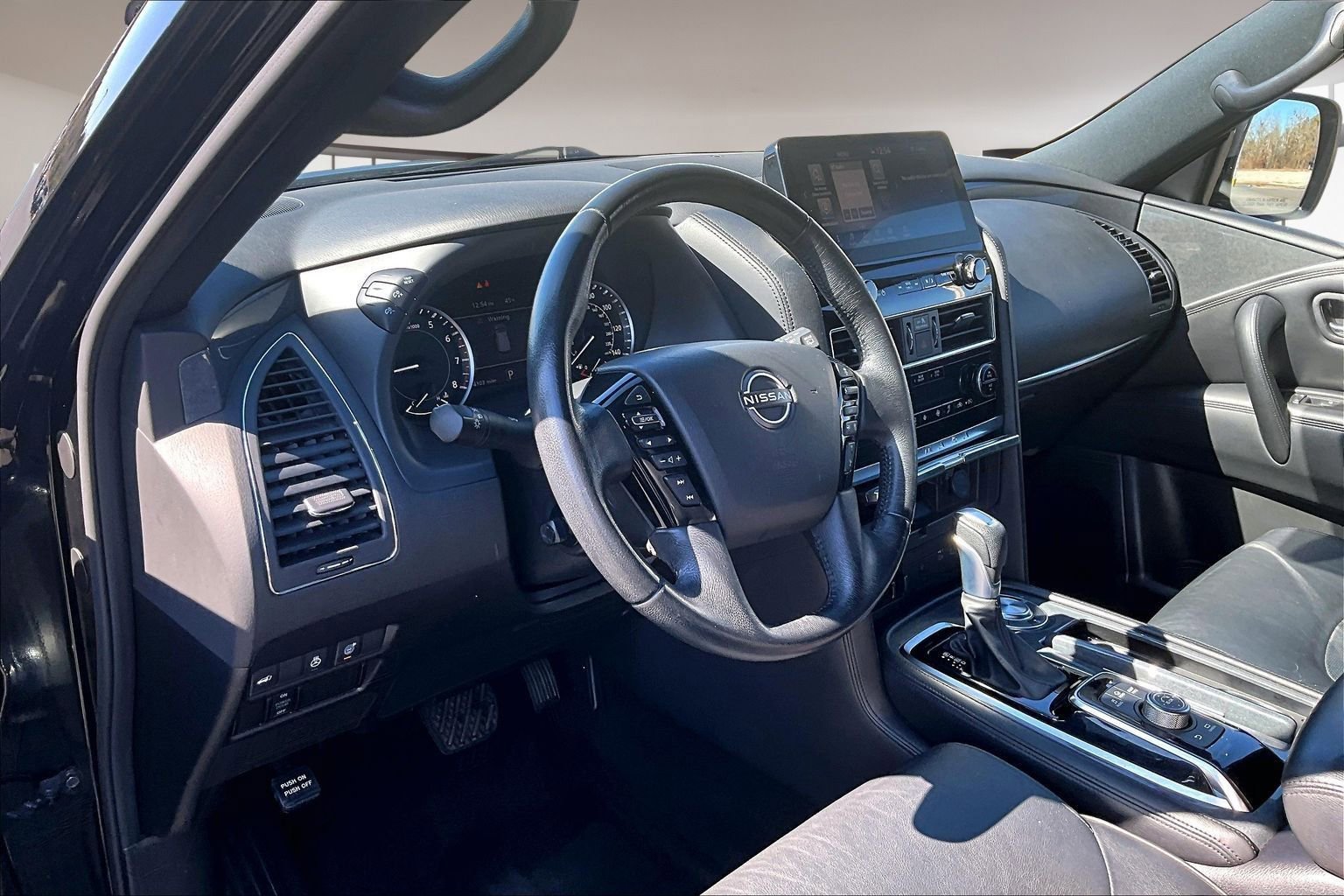 Used 2023 Nissan Armada SL w/ Midnight Edition Package image 17