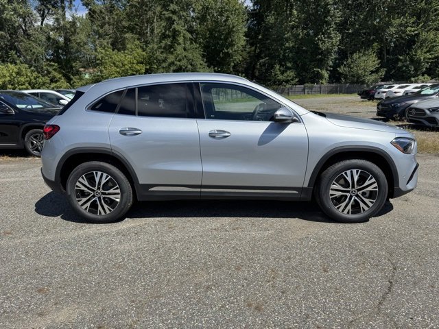 New 2026 Mercedes-Benz GLA 250 4MATIC image 2