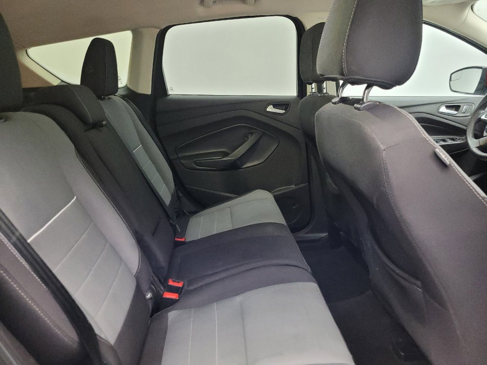 Used 2015 Ford Escape SE image 19