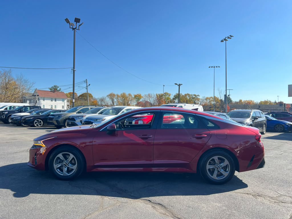Used 2021 Kia K5 LXS FWD image 2