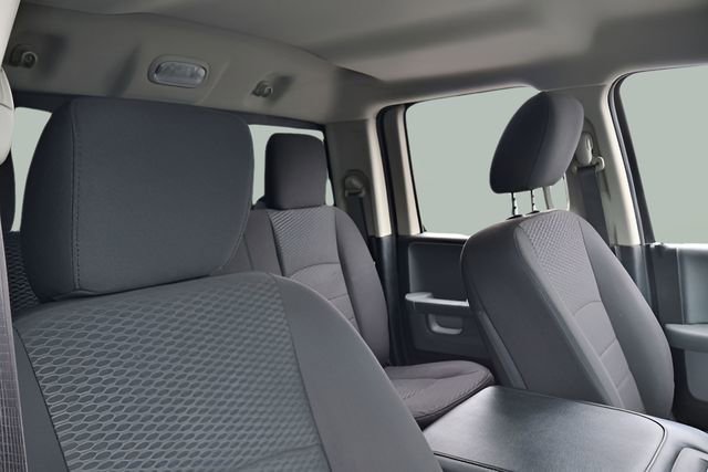 Used 2019 RAM 1500 Classic Warlock image 12