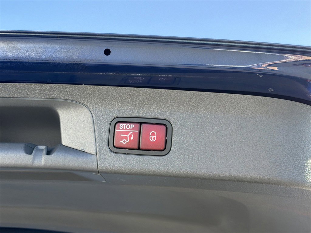 Certified 2020 Mercedes-Benz GLS 450 4MATIC image 17