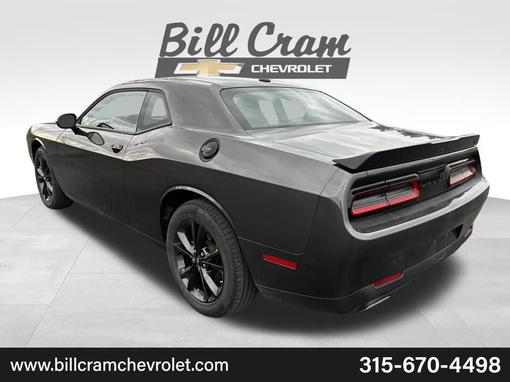 Used 2023 Dodge Challenger SXT w/ Blacktop Package image 10