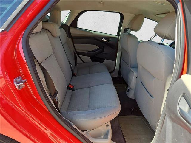 Used 2012 Ford Focus SEL FWD image 17