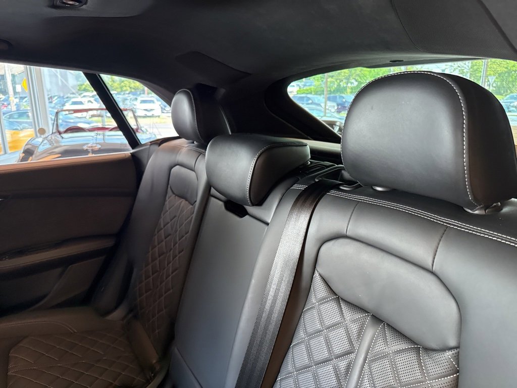 Used 2024 Audi SQ8 Prestige w/ Prestige Package image 23