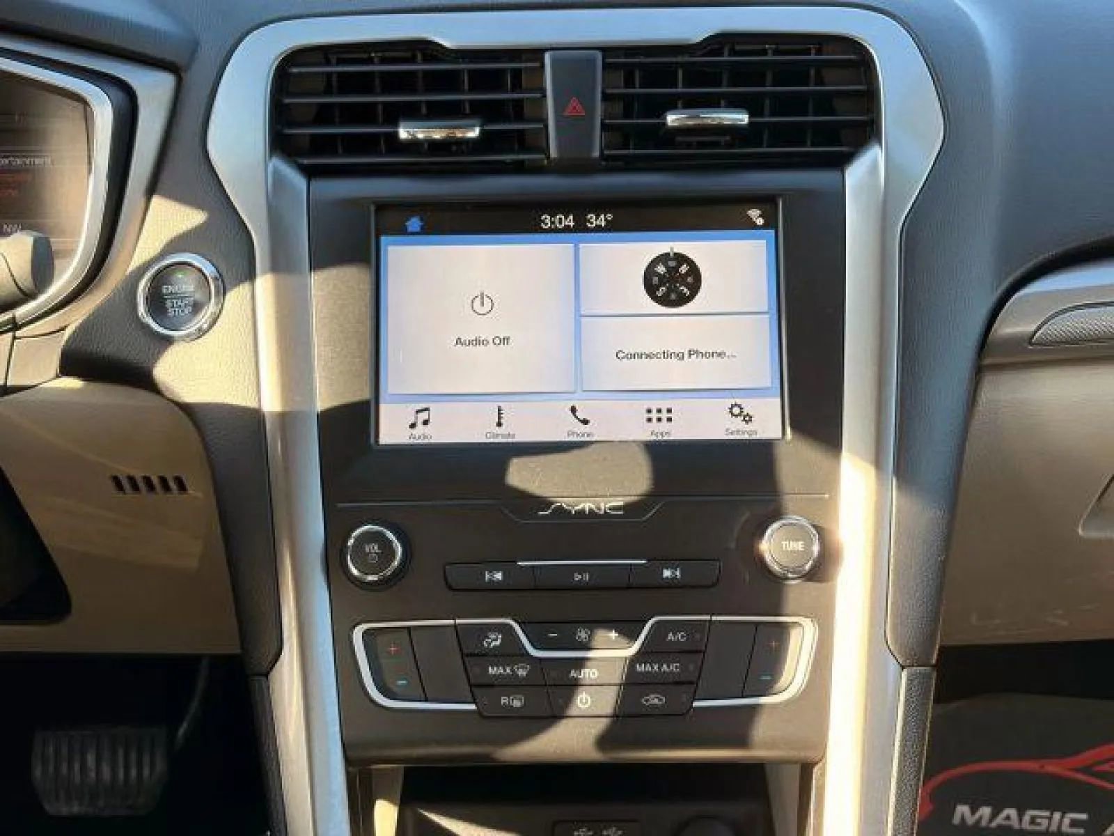 Used 2019 Ford Fusion SE image 20