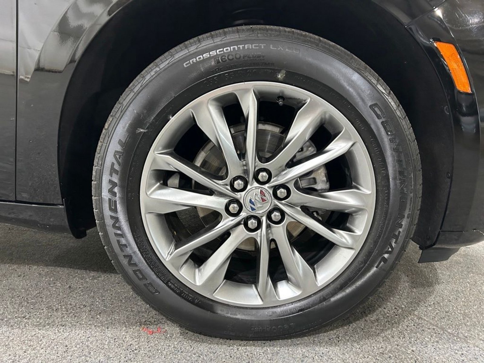 Used 2024 Buick Enclave Avenir w/ Avenir Technology Package FWD image 12