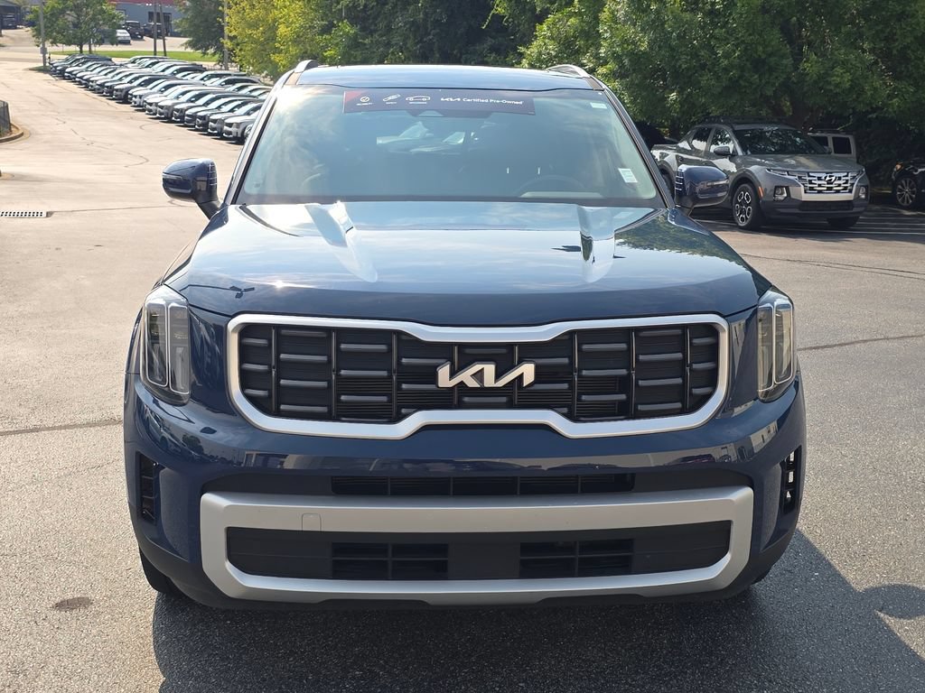 Certified 2025 Kia Telluride S FWD image 8