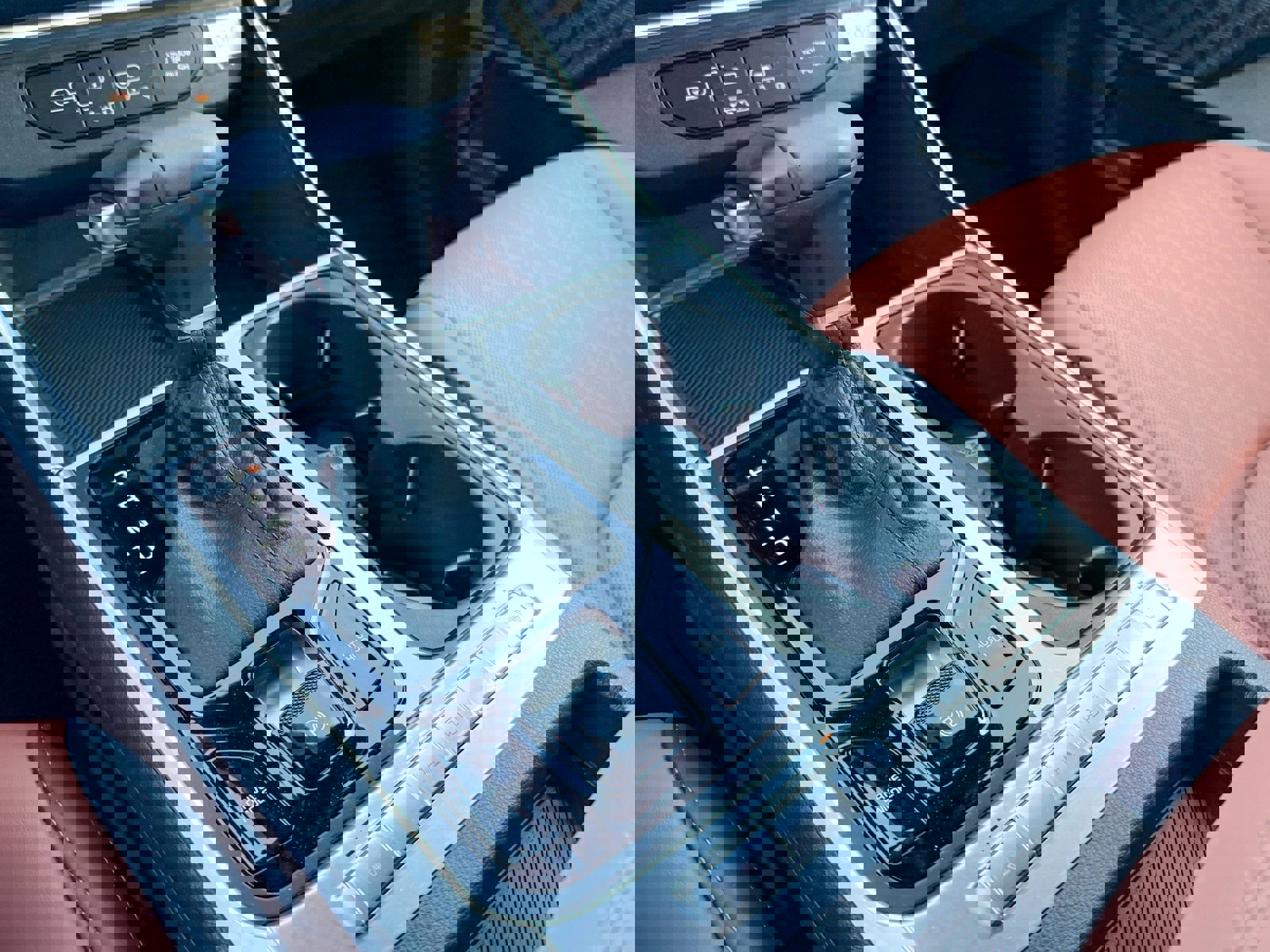 New 2026 Kia Carnival EX image 21