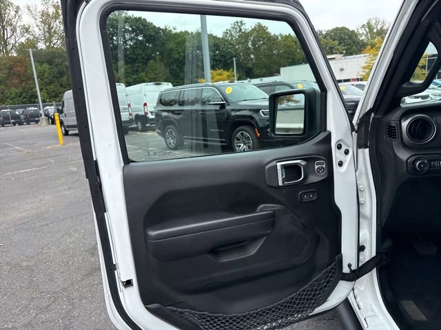 Used 2022 Jeep Wrangler Unlimited Sport image 37