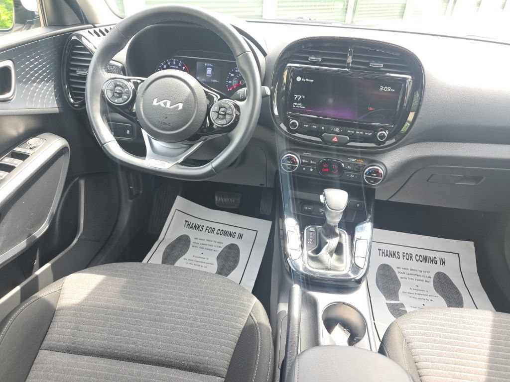 Used 2022 Kia Soul GT-Line FWD image 22