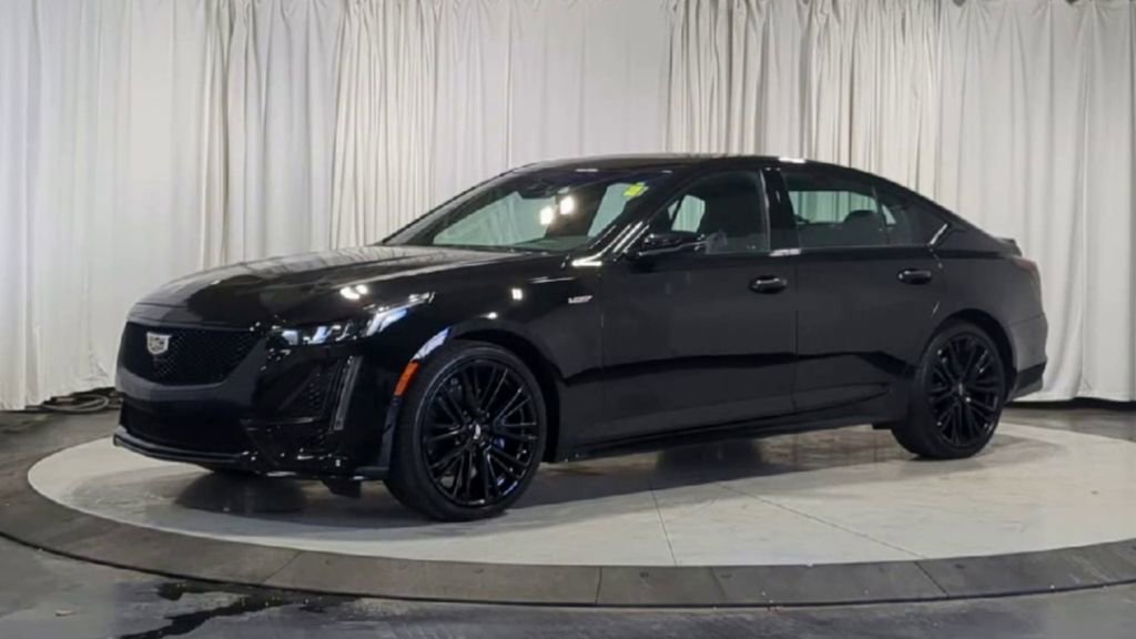 Used 2020 Cadillac CT5 V w/ Premium Package image 5