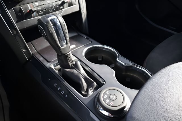 Used 2018 Ford Explorer XLT w/ Equipment Group 202A image 23