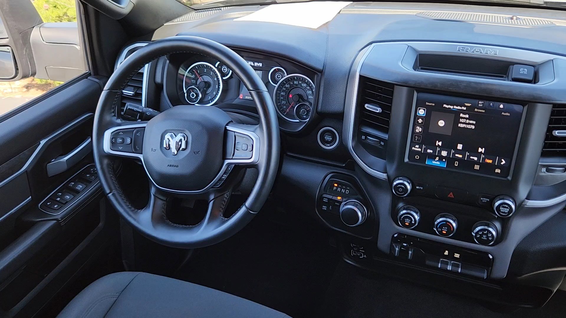 Used 2024 RAM 2500 Big Horn w/ Bed Utility Group image 5