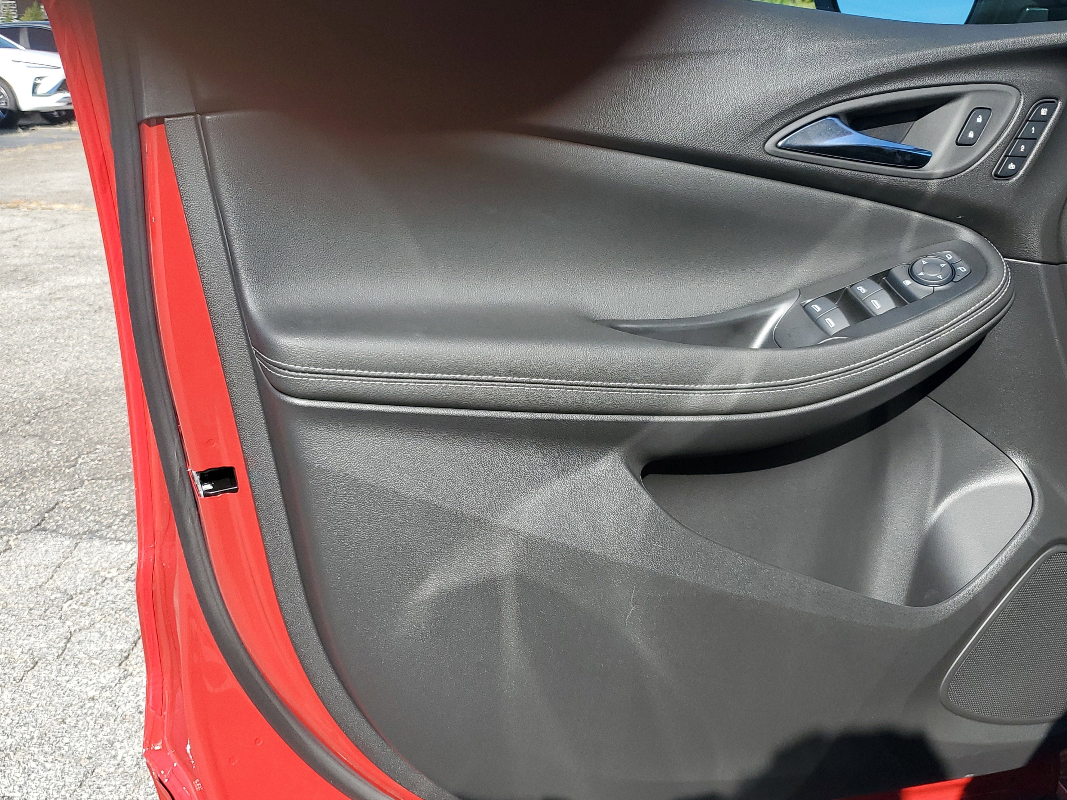 New 2026 Buick Encore GX Avenir image 17