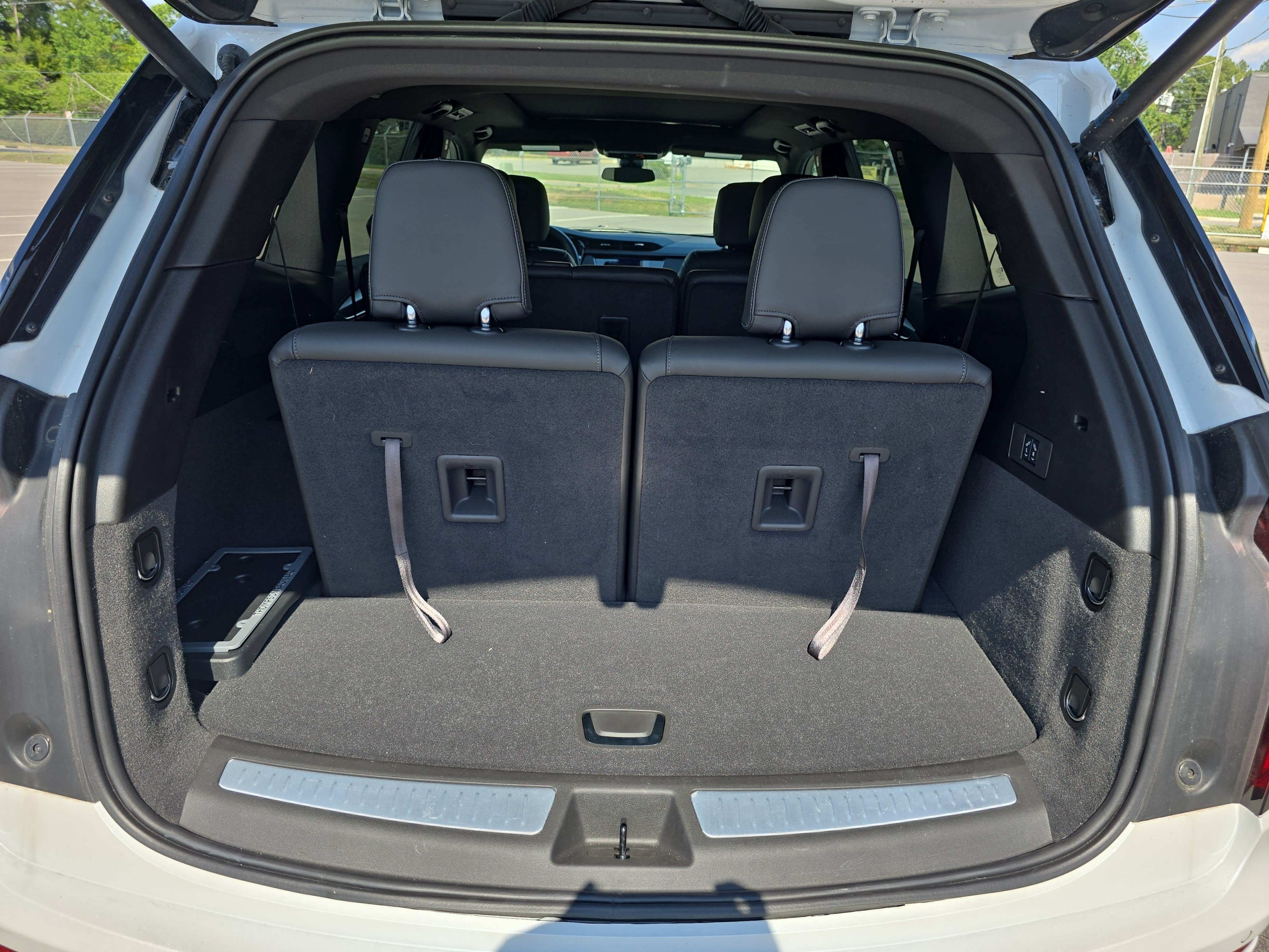 New 2025 Cadillac XT6 Luxury FWD image 13