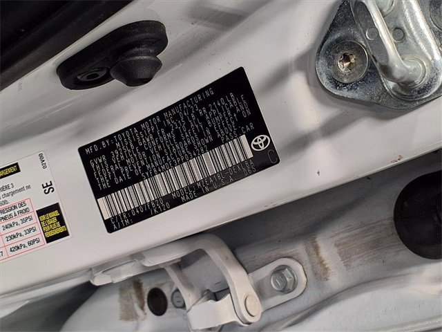 Used 2023 Toyota Corolla LE image 28