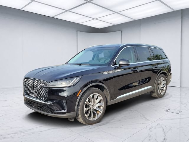 Used 2025 Lincoln Aviator Reserve w/ Illumination Package RWD image 2