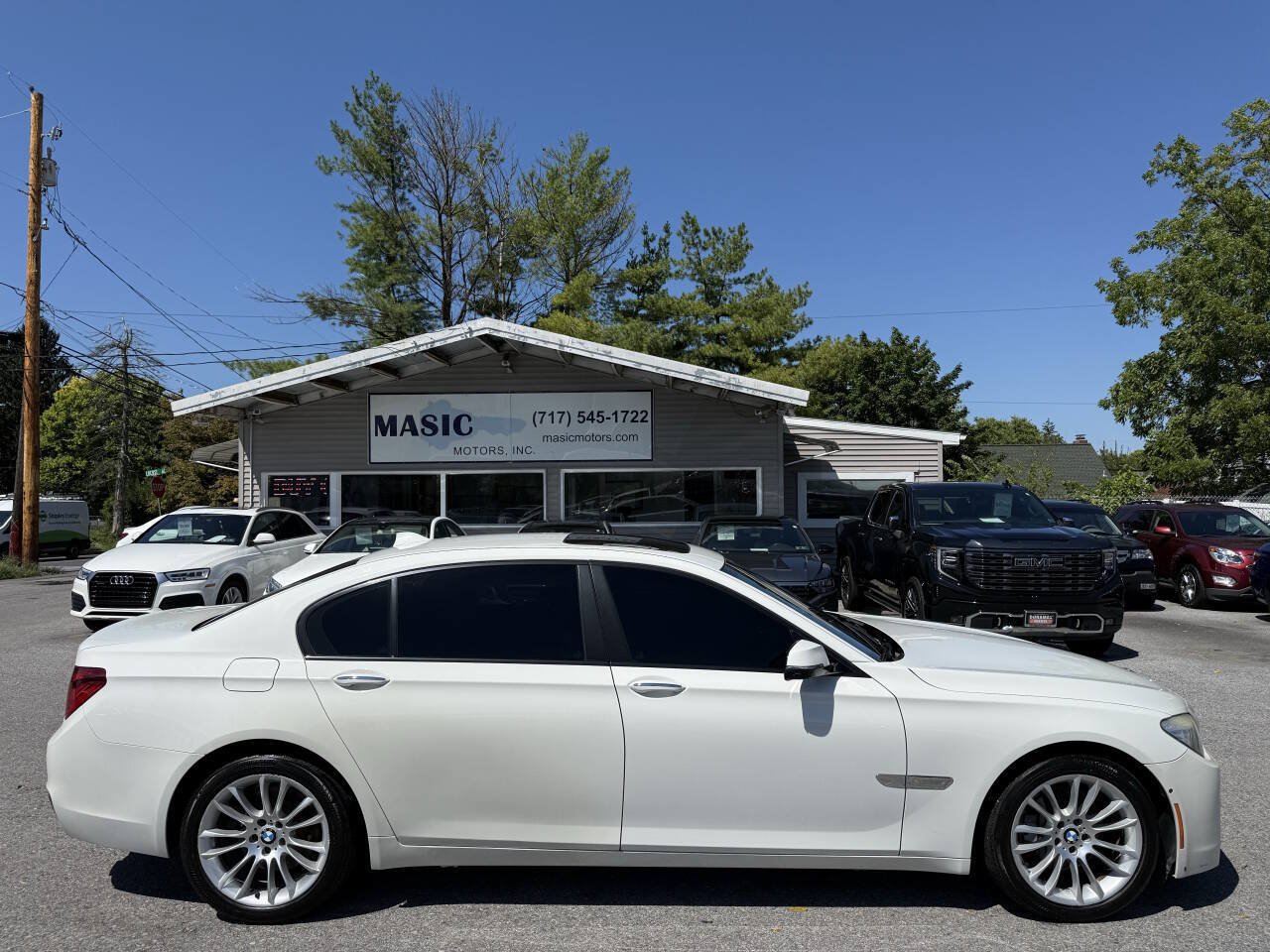Used 2014 BMW 740Li xDrive w/ Executive Package AWD/4WD image 3