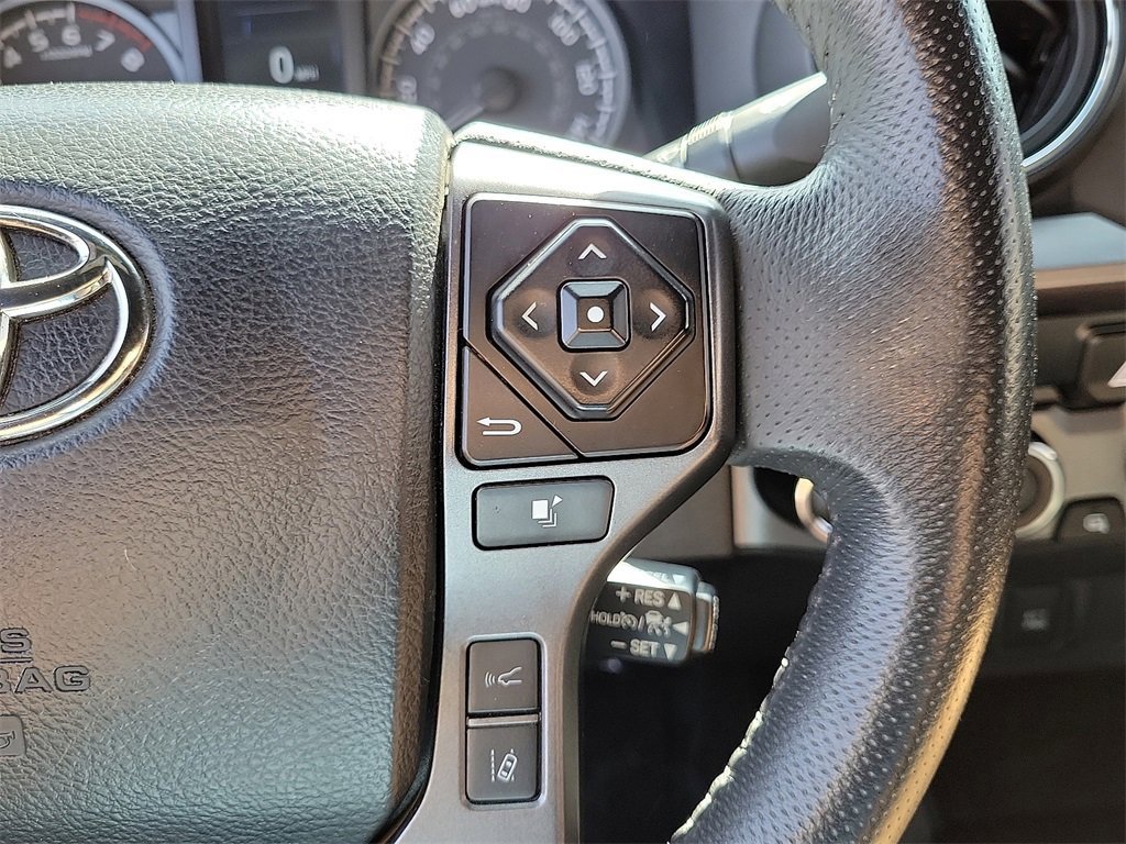 Used 2023 Toyota Tacoma TRD Off-Road image 5