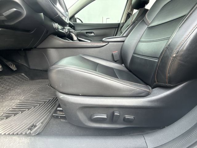 Used 2020 Nissan Sentra SR w/ Premium Package image 12