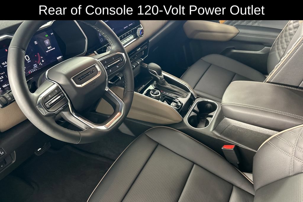 Used 2025 GMC Canyon Denali AWD/4WD image 12