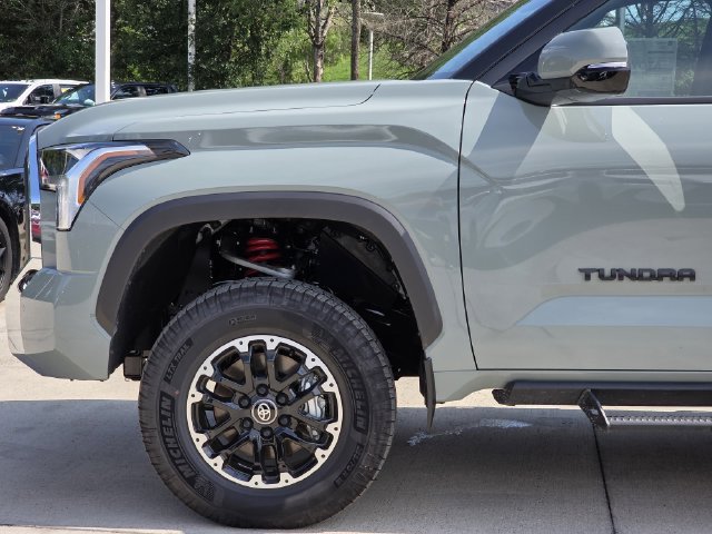 New 2026 Toyota Tundra SR5 w/ TRD Off-Road Premium Package AWD/4WD image 6