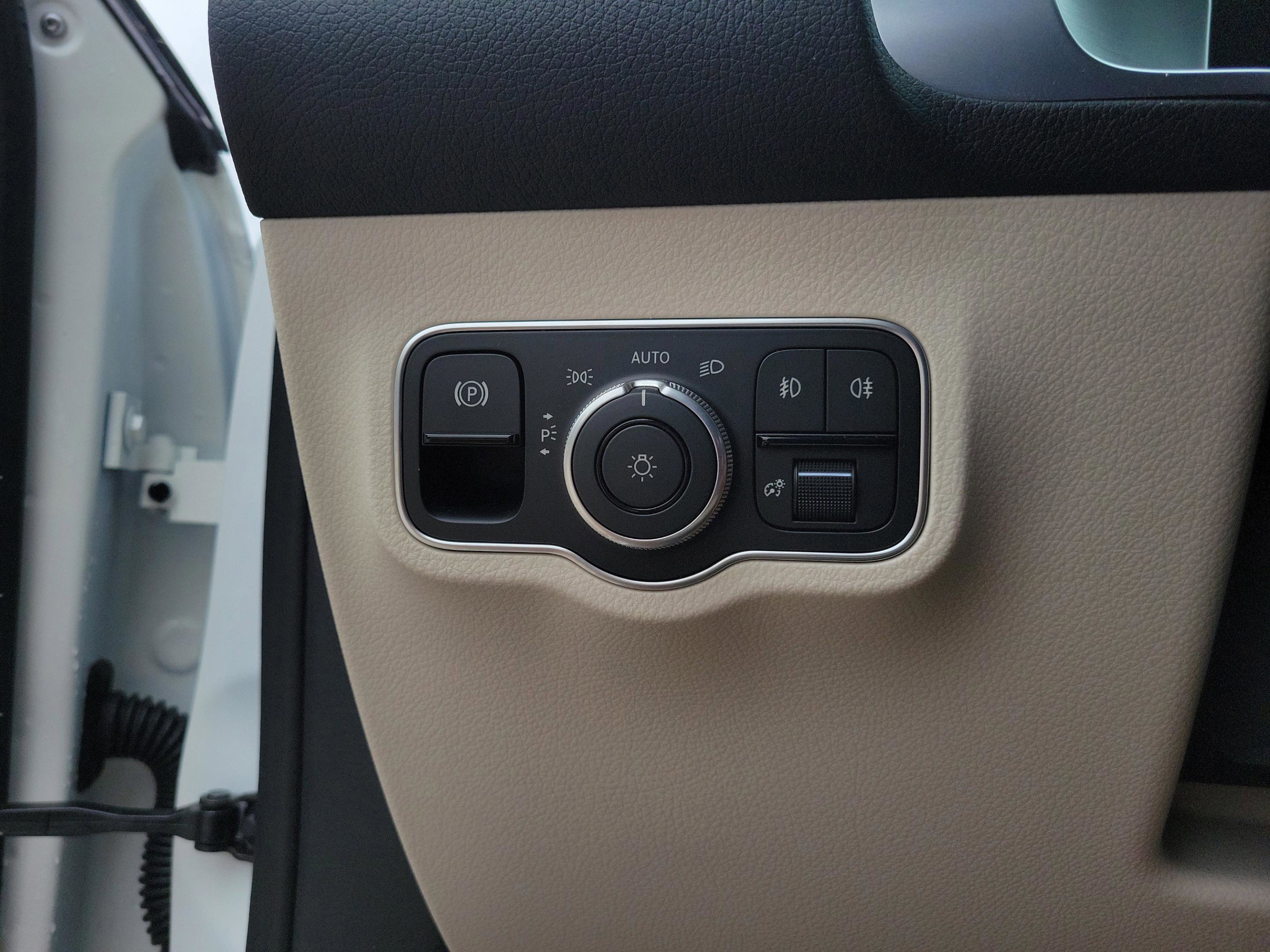 Certified 2026 Mercedes-Benz GLB 250 image 20