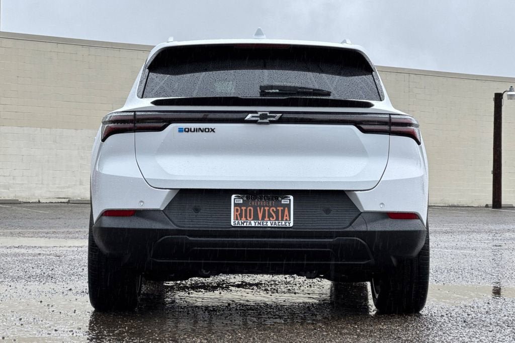 New 2026 Chevrolet Equinox EV LT w/ LPO, Blackout Package FWD image 5