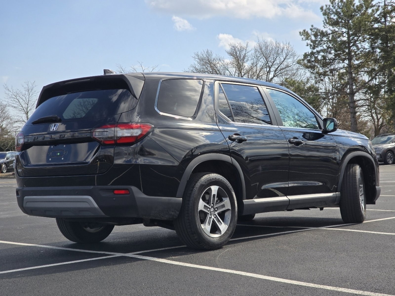 Certified 2024 Honda Pilot EX-L image 18