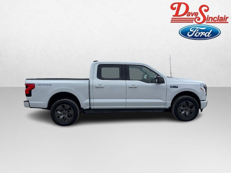 Used 2025 Ford F150 Lightning Flash AWD/4WD image 5