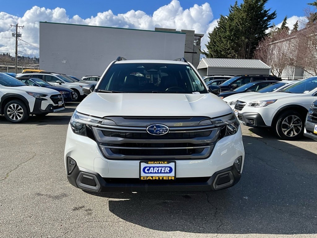 Certified 2025 Subaru Forester Limited image 4