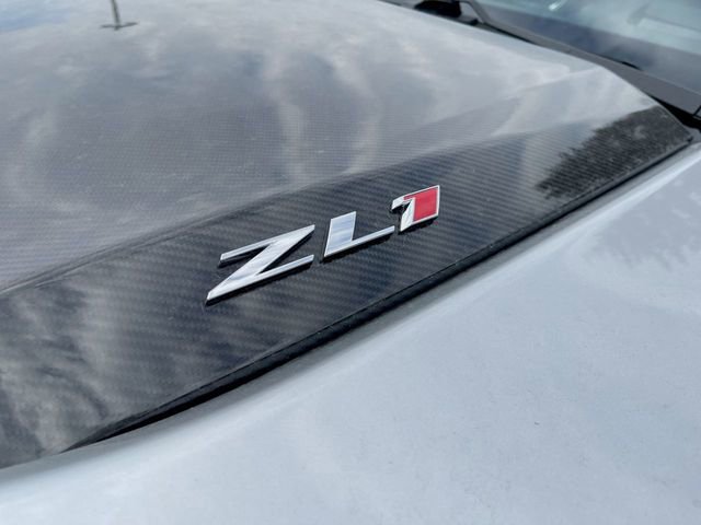 Used 2018 Chevrolet Camaro ZL1 image 32