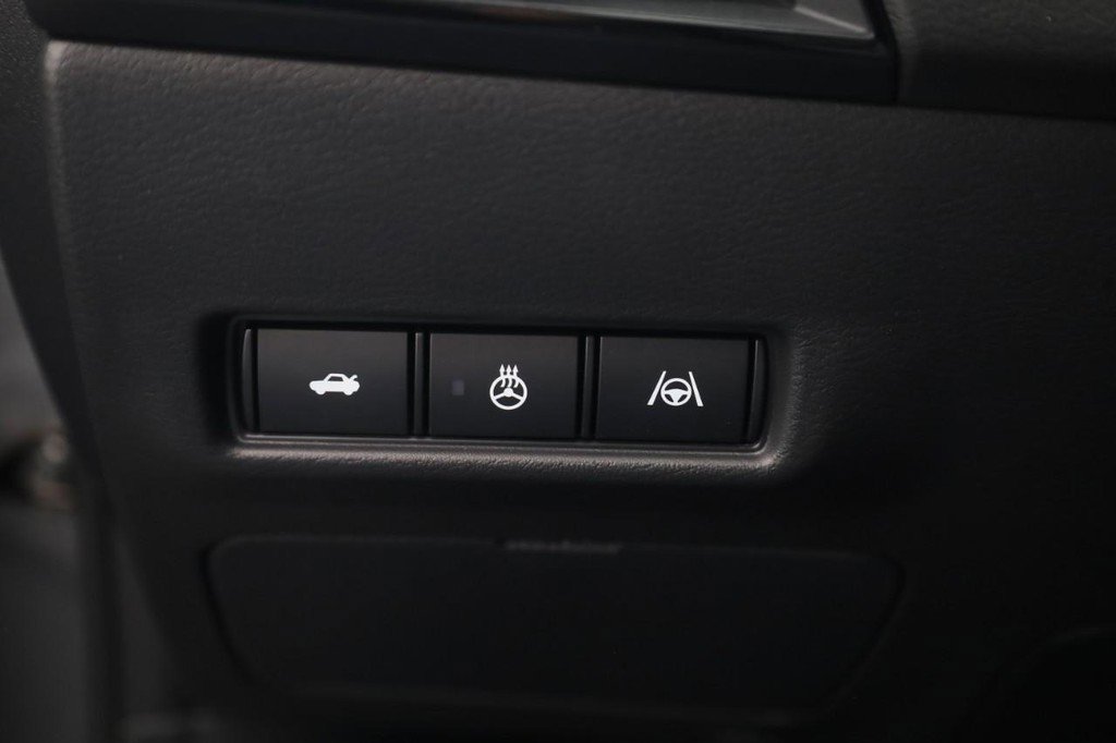 New 2026 Nissan Sentra SR w/ SR Premium Package FWD image 12