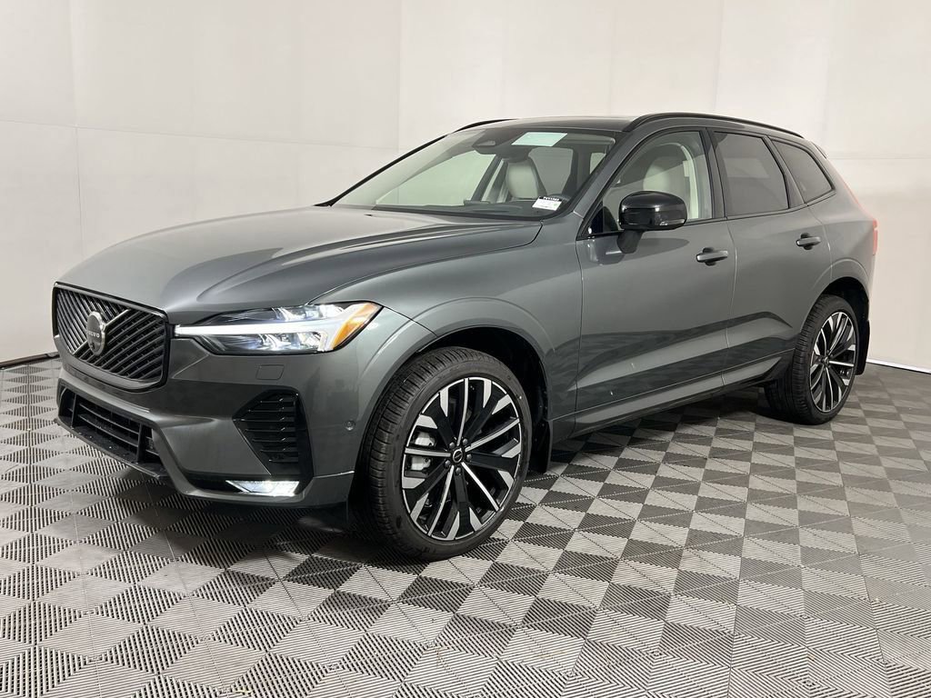 New 2026 Volvo XC60 B5 Ultra w/ Climate Package image 4