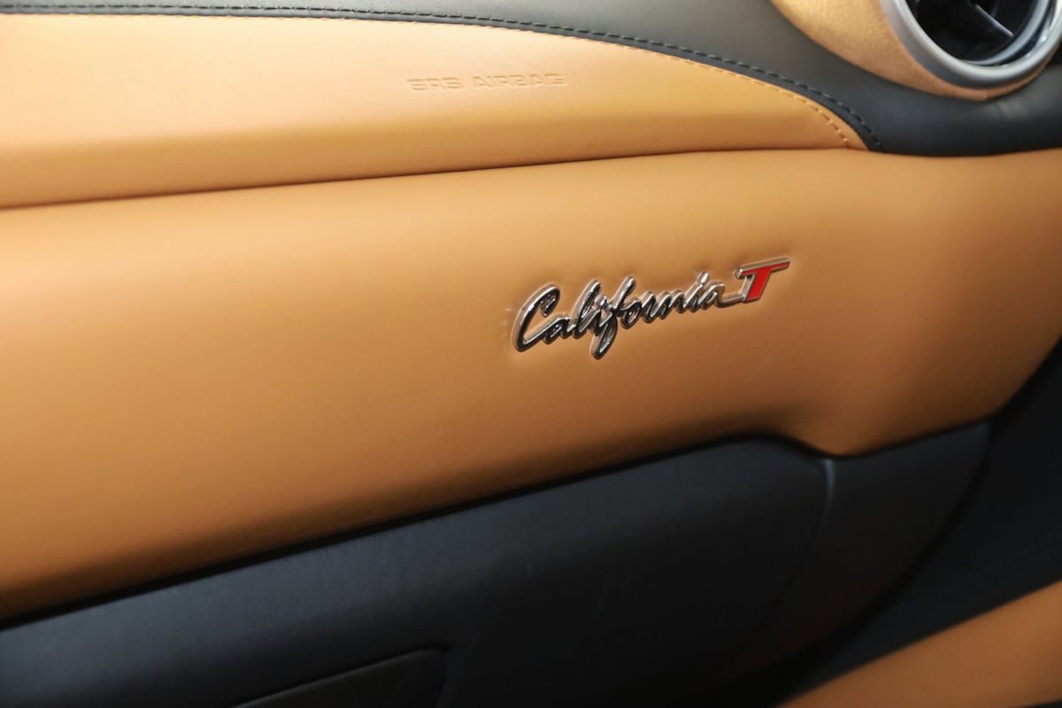 Used 2018 Ferrari California T image 57