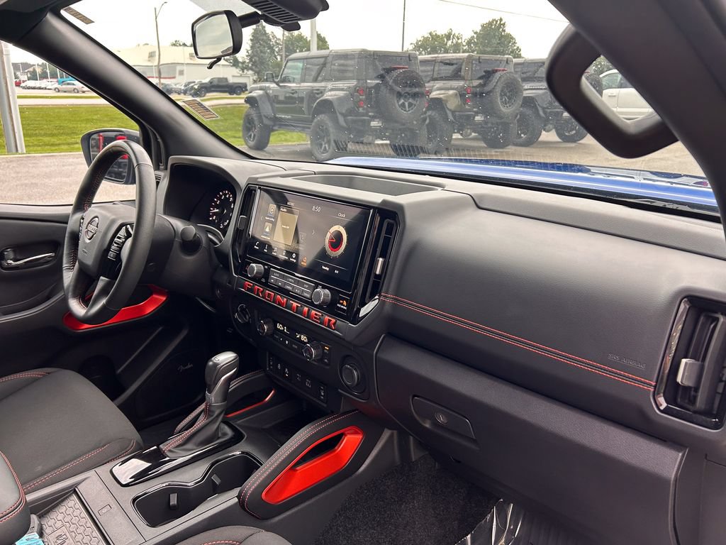 Used 2025 Nissan Frontier PRO-4X w/ Pro Convenience Package AWD/4WD image 21